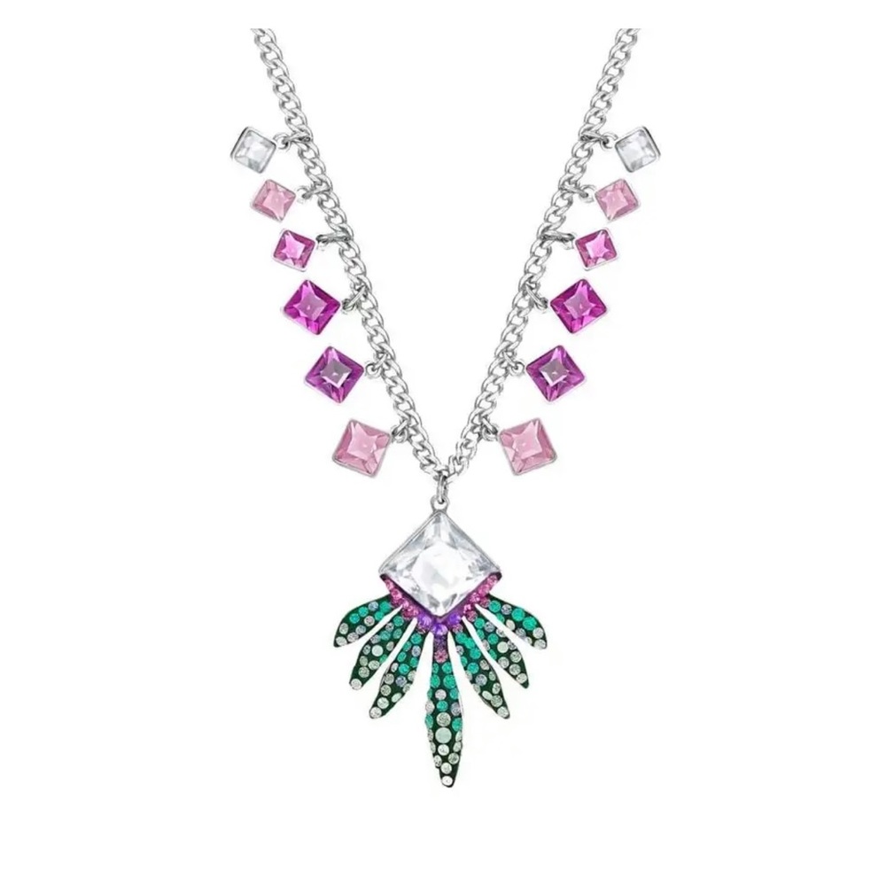 Swarovski Gisele necklace NWT $69